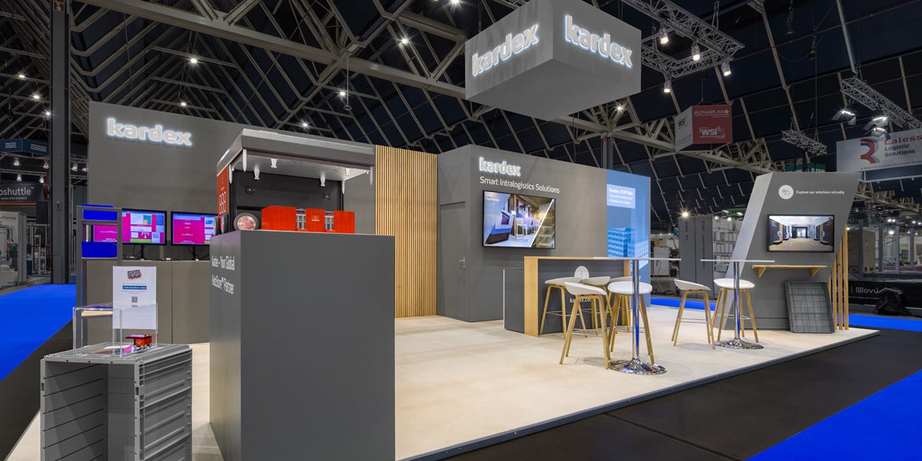 verlichte acrylaat letters beursstand Kardex